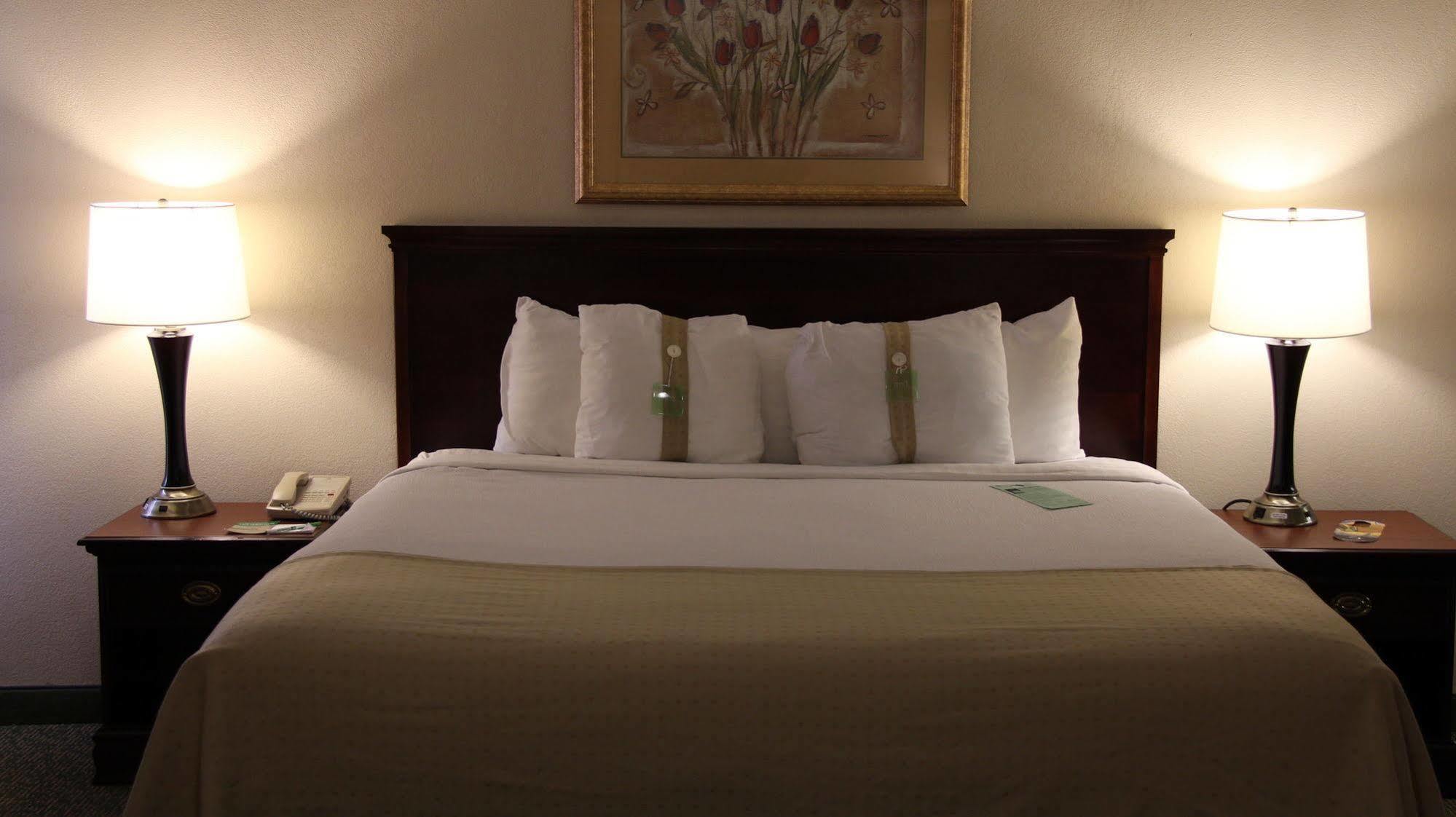 - Research Park By Ihg Hotel