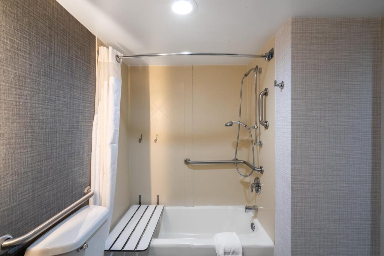 Hotel - Research Park By Ihg 3*